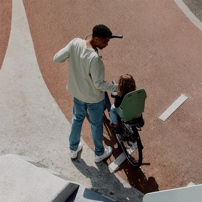 Zadná sedačka na bicykel s adaptérom a nosičom na rám SET