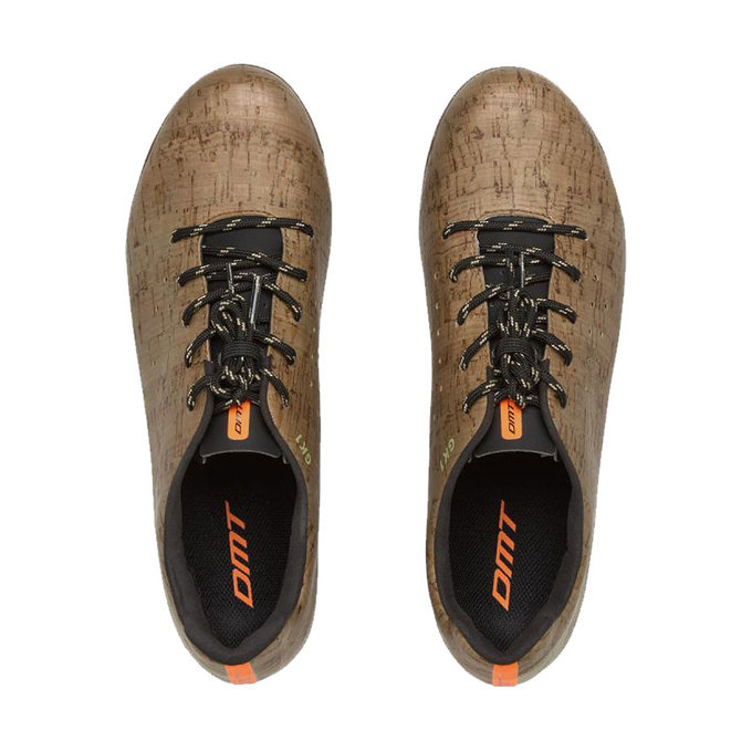 Cyklistické tretry s nylónovou podrážkou a korkovým zvrškom DMT GK1 2025