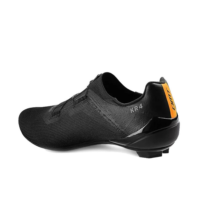 Cestné cyklistické tretry so systémom BOA DMT KR4