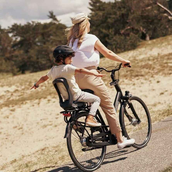 Zadné sedadlo JUNIOR s adaptérom na nosič