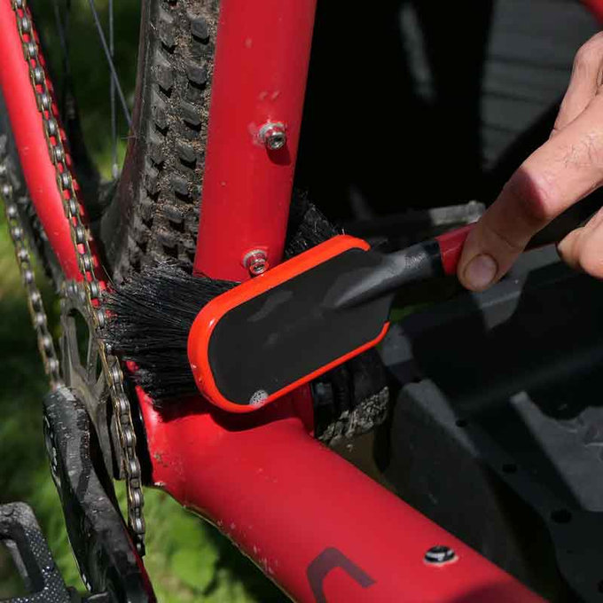 Čistiaca kefa Dirtwash