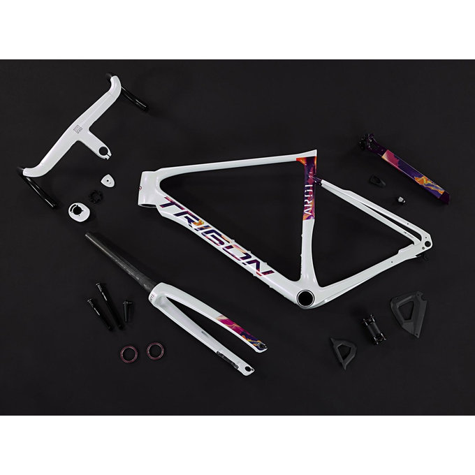 AR01 COTY 2026