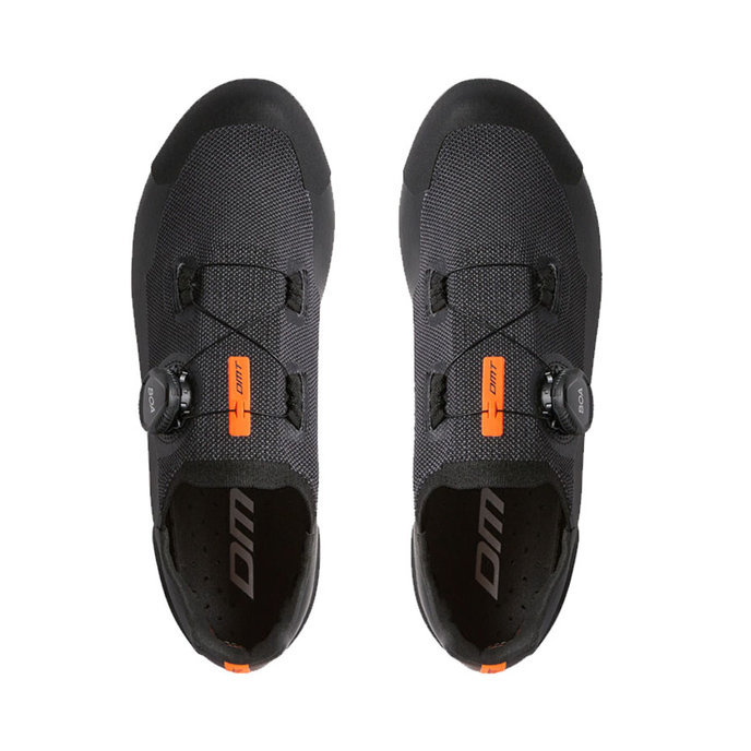 Horské cyklistické tretry s karbónovou podrážkou a BOA systémom DMT KM30