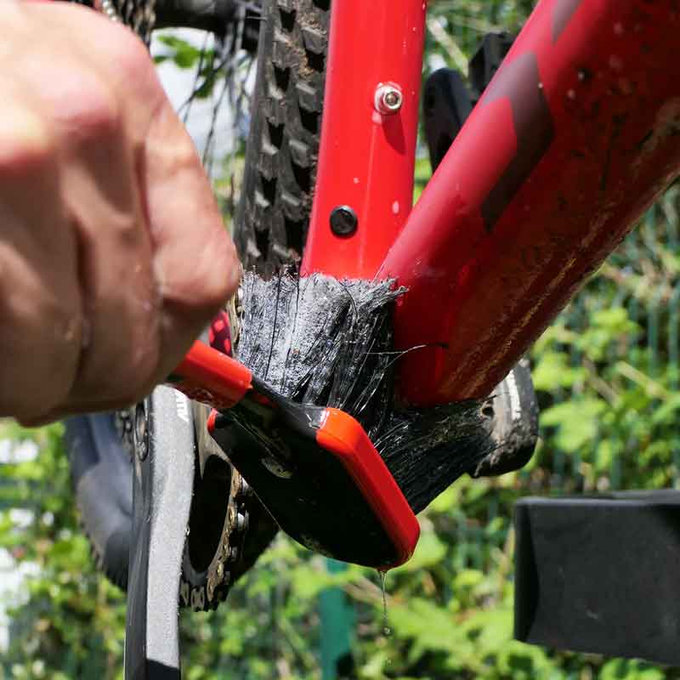 Čistiaca kefa Dirtwash