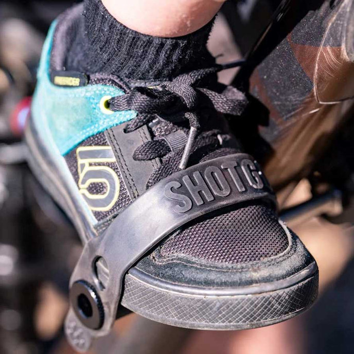 Gumené remienky na stupačky - pár