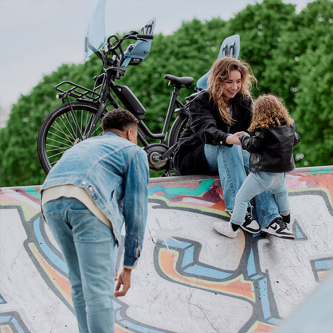 Zadná sedačka na bicykel s adaptérom a nosičom na rám SET