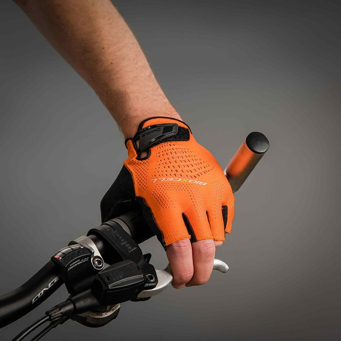 Cyklistické rukavice pre dospelých BioXCell Super Fly oranžové/čierne