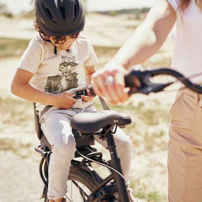 Zadné sedadlo JUNIOR s adaptérom na nosič