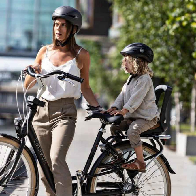 Zadné sedadlo JUNIOR s adaptérom na nosič