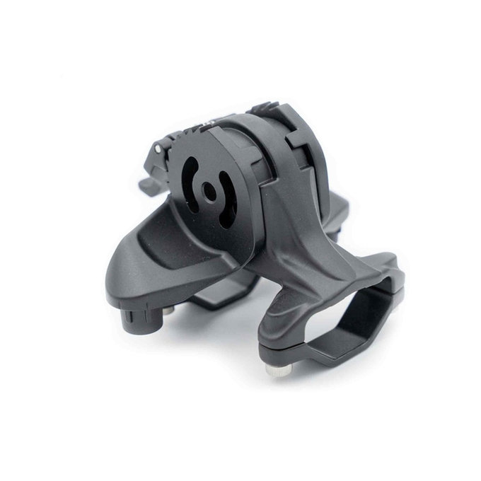 Hlavný upínací mechanizmus sedadla na lyžinu so skrutkami M5