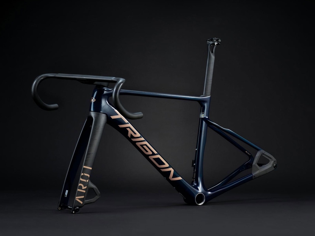Trigon AR01 Aero-Blue 2026, Modrá